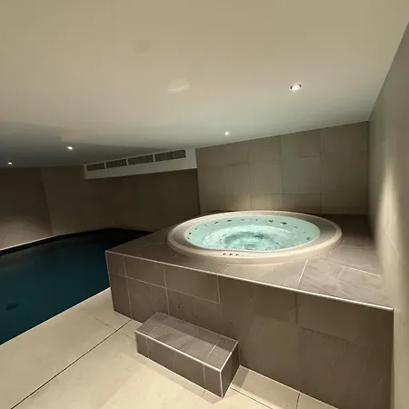 The Bear - Sauna - Piscine * Les Houches